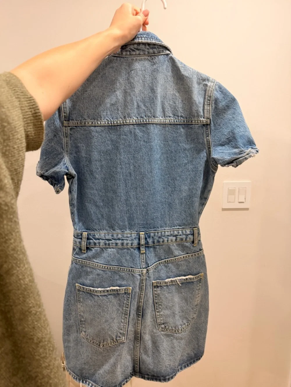 Zara Light Blue Denim Jacket with Contrast Stitching - Picture 2 of 3